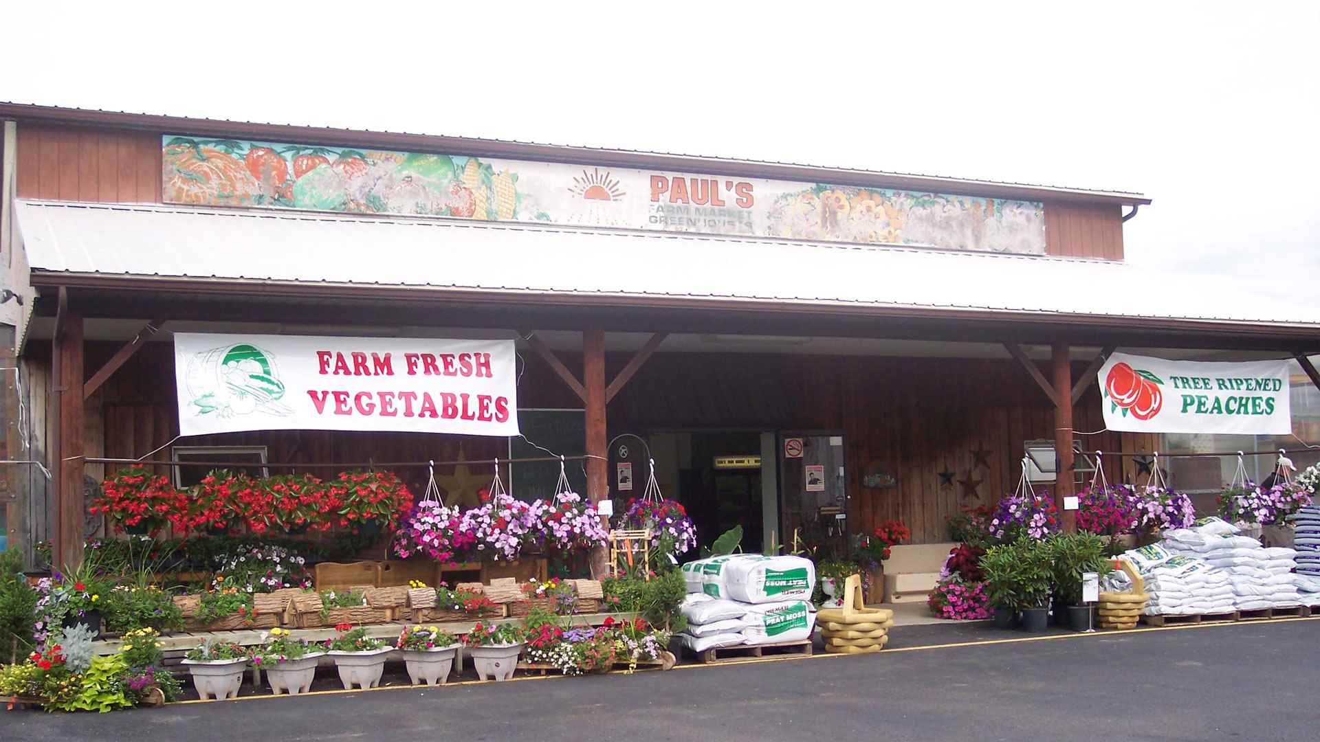 Paul's Farm Market & Greenhouses