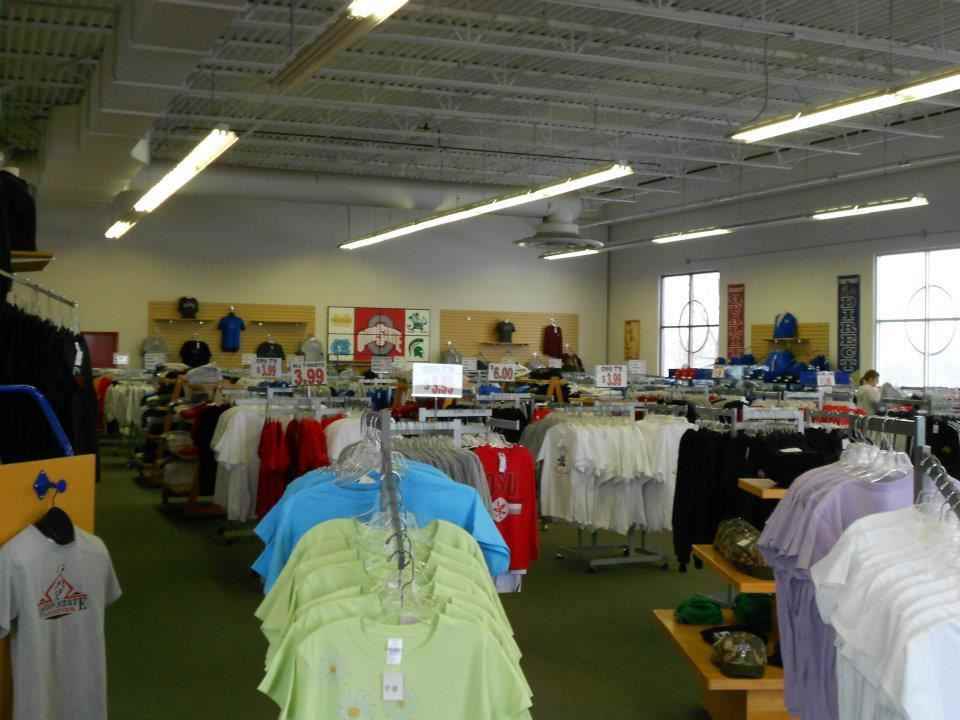 B-Wear Factory Outlet Store