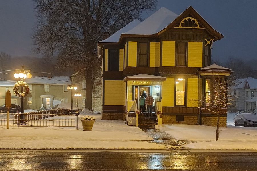 Holidays of Yesterday - Visit Putnam Historic District Homes and Businesses  - Saturday, December 12th 12 - 5 PM 